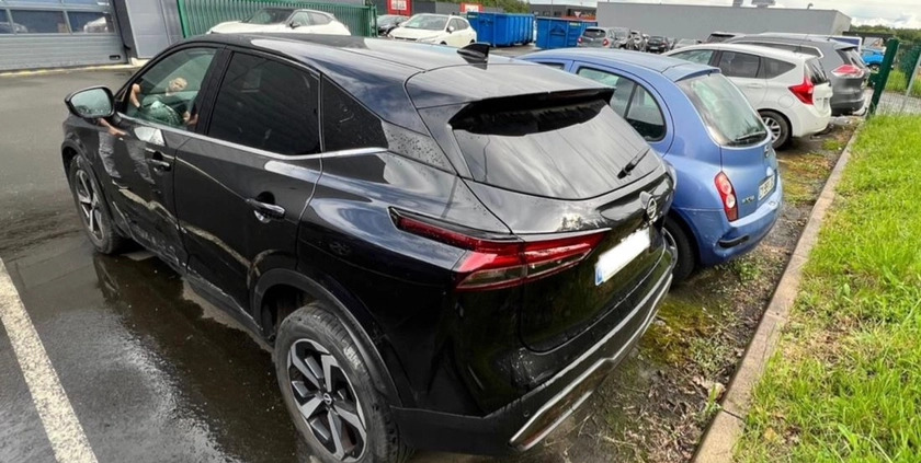 Nissan Qashqai cena 88900 przebieg: 33000, rok produkcji 2023 z Jarocin małe 4